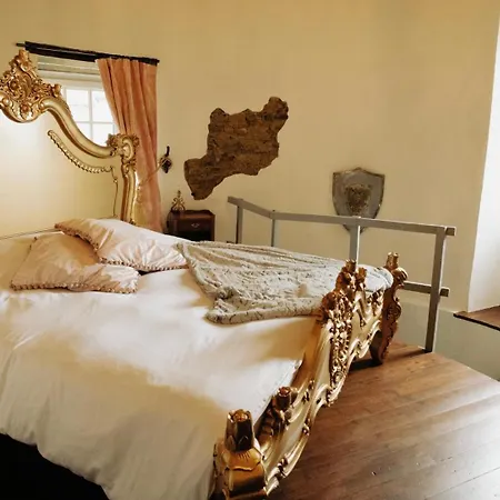 Chateau De La Preuille Bed & Breakfast Montaigu-Vendee Exterior photo