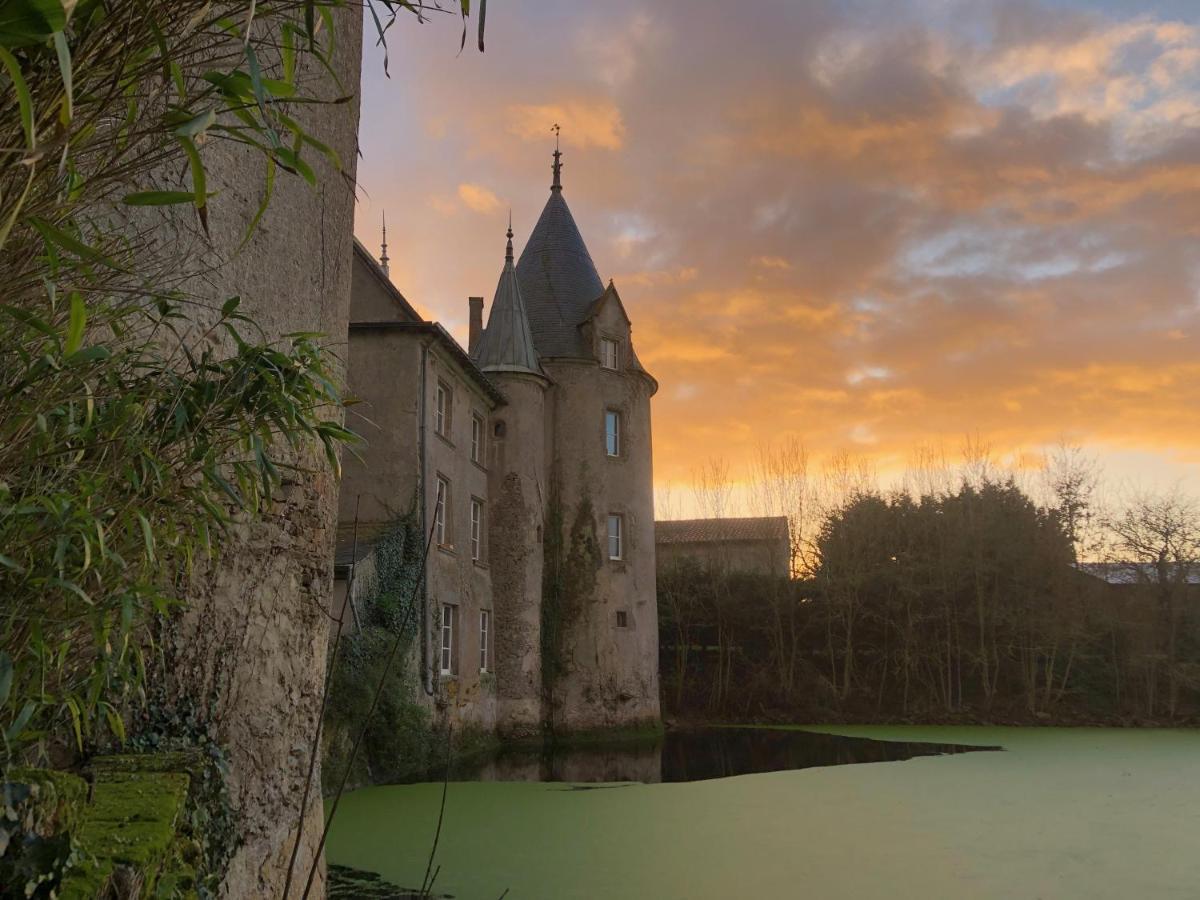 Bed & Breakfast Chateau De La Preuille *